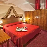 Hotel Courmayeur Отель Курмайор