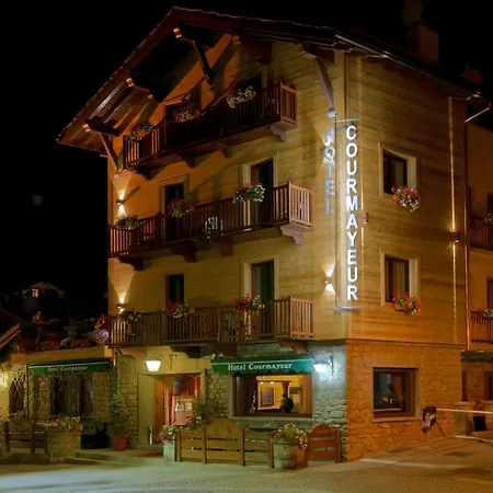 Hotel Courmayeur 쿠르마예