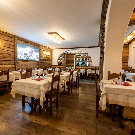 호텔 Hotel Courmayeur 3*