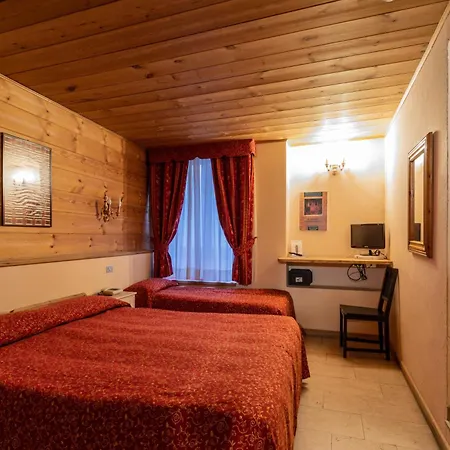 호텔 Hotel Courmayeur 3*