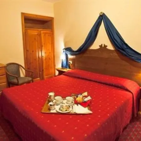 Hotell Hotel Courmayeur 3*