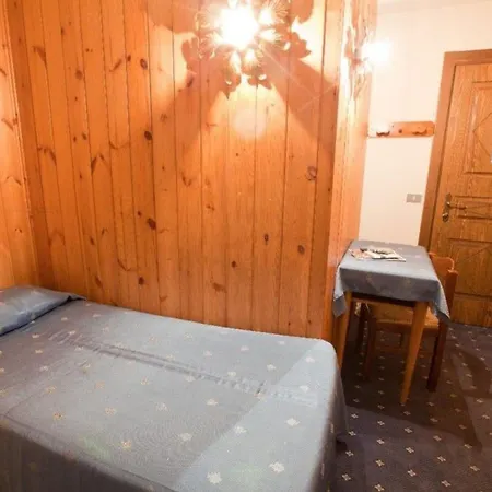 Hotel Courmayeur 3* 쿠르마예