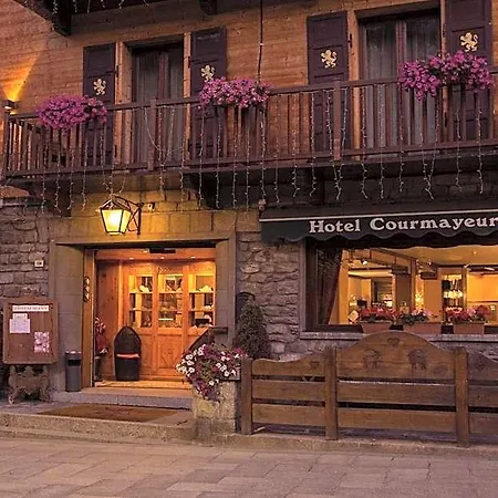 Hotel Courmayeur 3*