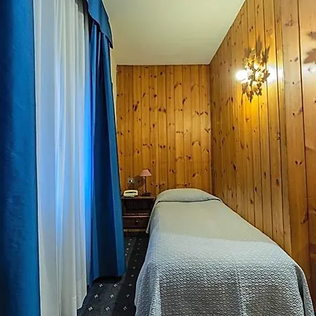 Hotel Courmayeur Hotell