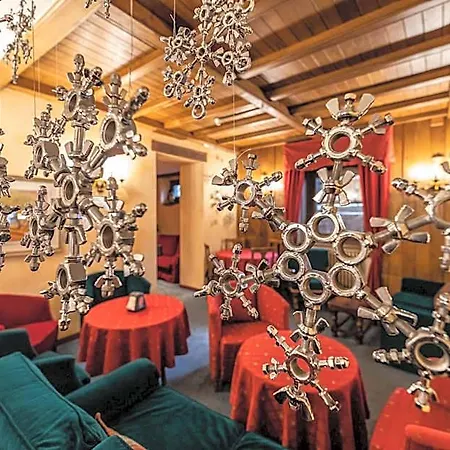 Hotel Courmayeur 3* Courmayeur