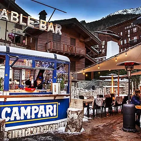 Hotel Courmayeur Hotell 3*