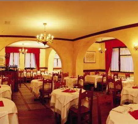 Hotel Courmayeur Hotell 3*