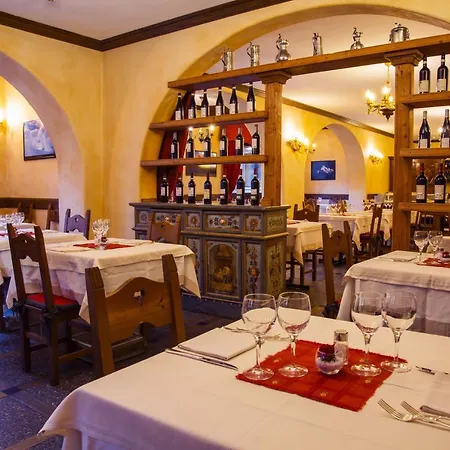 Hotel Courmayeur 호텔 쿠르마예