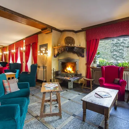 Hotel Courmayeur 호텔 3*