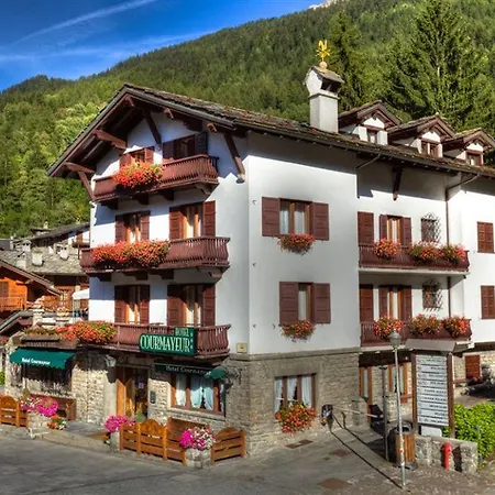 Hotell Hotel Courmayeur 3*