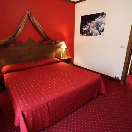 Hotel Courmayeur 호텔